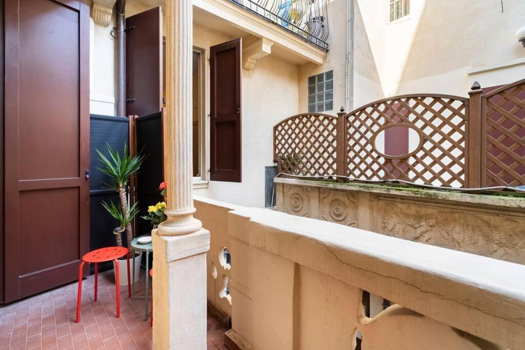 Appartamento Elegante E Centrale La Foglia D'Oro Bologna Exterior photo